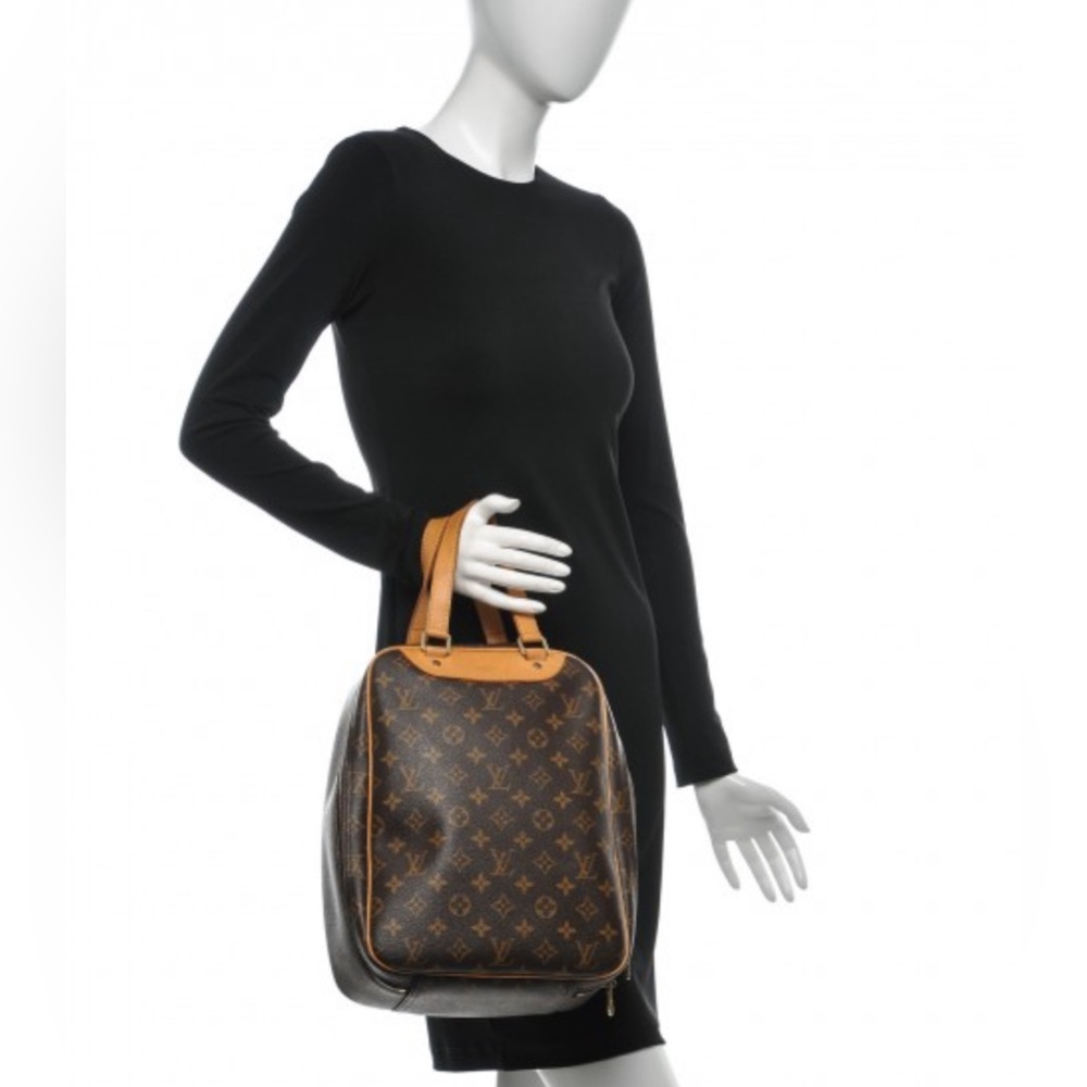 Authentic Louis Vuitton Monogram Excursion - Picture 13 of 13